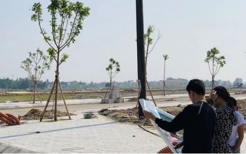 Nghịch lý trên thị trường bất động sản: Lãi gấp 2 nhà đầu tư vẫn không bán, môi giới lo lắng